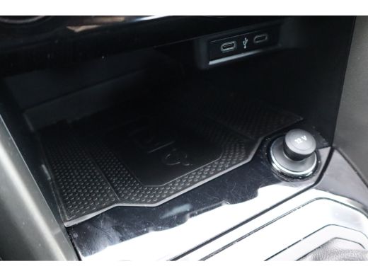 Volkswagen T-Roc 1.5 TSI Style 150PK AUTOMAAT | Cruise control adaptief | Hill hold functie | Navigatiesysteem ActivLease financial lease