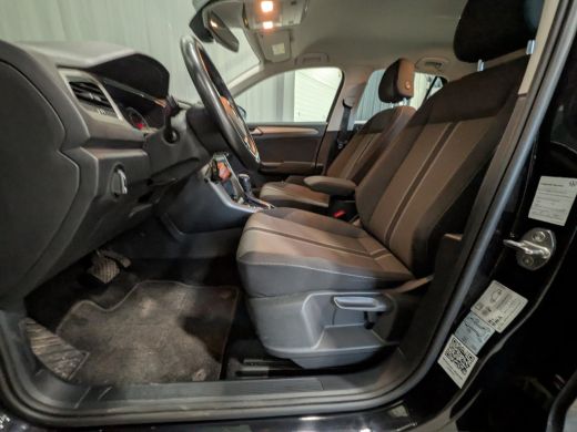 Volkswagen T-Roc 1.5 TSI Style 149PK AUTOMAAT | Cruise control adaptief | Hill hold functie | Navigatiesysteem ActivLease financial lease