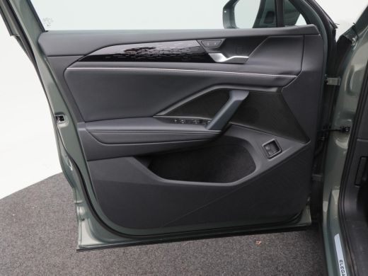 Volkswagen Tayron 1.5 eHybrid 204 Pk Automaat Elegance | Trekhaak | 360&deg; Camera | Stoel Massage | Stoel/Stuur Verwa... ActivLease financial lease