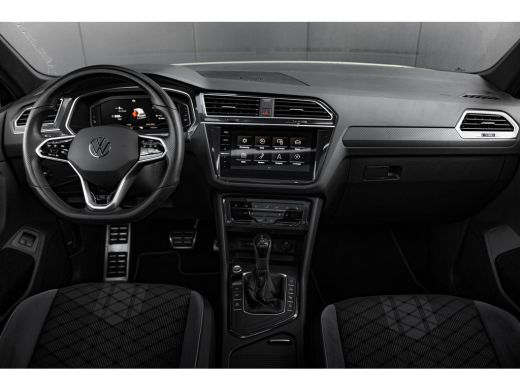 Volkswagen Tiguan 1.4 TSI eHybrid R-Line Business+ | Panorama | Trekhaak | 360 Camera | IQ. Led | Dode Hoek | ActivLease financial lease