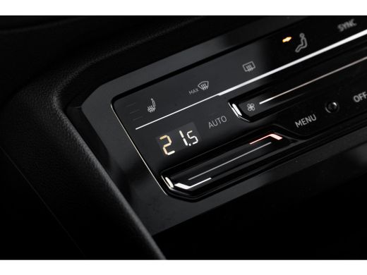 Volkswagen Tiguan 1.4 TSI eHybrid R-Line Business+ | Panorama | Trekhaak | 360 Camera | IQ. Led | Dode Hoek | ActivLease financial lease