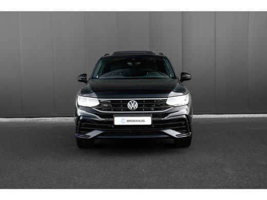 Volkswagen Tiguan 1.4 TSI eHybrid R-Line Business+ | Panorama | Trekhaak | 360 Camera | IQ. Led | Dode Hoek | ActivLease financial lease