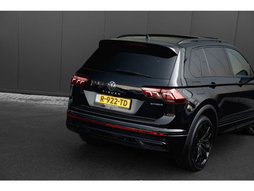 Volkswagen Tiguan 1.4 TSI eHybrid R-Line Business+ | Panorama | Trekhaak | 360 Camera | IQ. Led | Dode Hoek | ActivLease financial lease