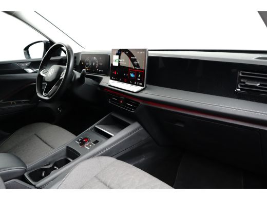 Volkswagen Tiguan 1.5 eHybrid 204PK DSG-6 Life Edition | TREKHAAK | CAMERA | STUUR + STOELVERW. | AUTO. A. KLEP | 1... ActivLease financial lease