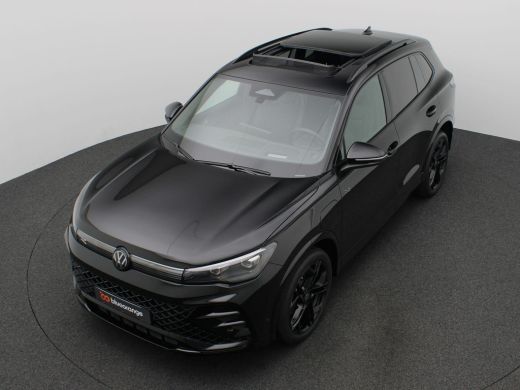 Volkswagen Tiguan 1.5 eHybrid R-Line Edition 272PK DSG Pano-Schuifdak, Black Style, Trekhaak, 20" LM Velgen, Leder,... ActivLease financial lease