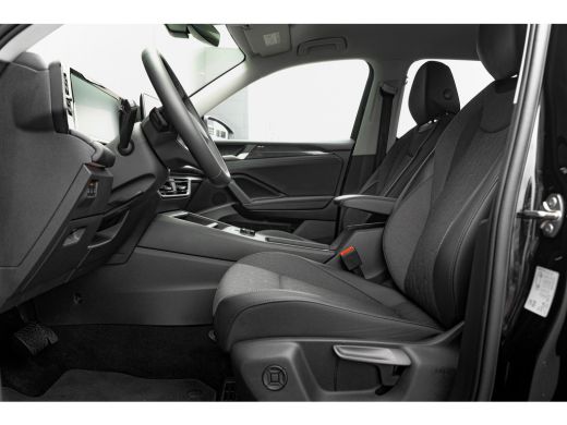 Volkswagen Tiguan 1.5 eTSI Life Edition | Trekhaak | Stoelverwarming V+A | Camera | Dode Hoek | ActivLease financial lease