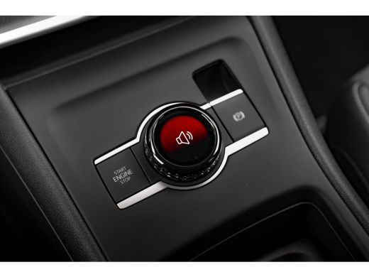 Volkswagen Tiguan 1.5 eTSI Life Edition | Trekhaak | Stoelverwarming V+A | Camera | Dode Hoek | ActivLease financial lease