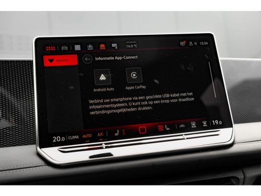 Volkswagen Tiguan 1.5 eTSI Life Edition | Trekhaak | Stoelverwarming V+A | Camera | Dode Hoek | ActivLease financial lease