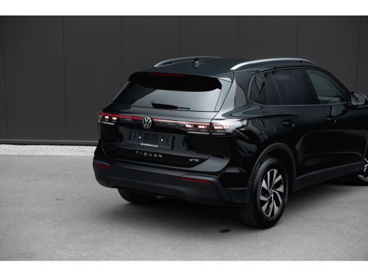 Volkswagen Tiguan 1.5 eTSI Life Edition | Trekhaak | Stoelverwarming V+A | Camera | Dode Hoek | ActivLease financial lease