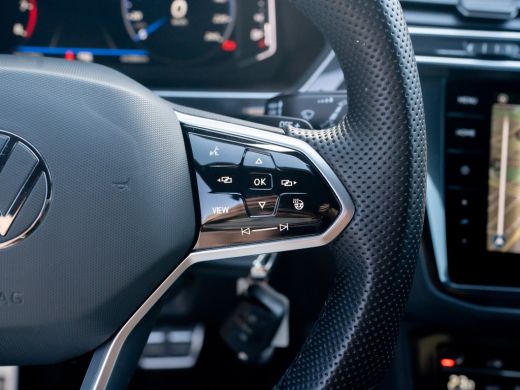 Volkswagen Tiguan 1.5 TSI R-Line Business+ | 360 Camera | 20'' | IQ Light | Groot Navi | Prijs Rijklaar!! ActivLease financial lease