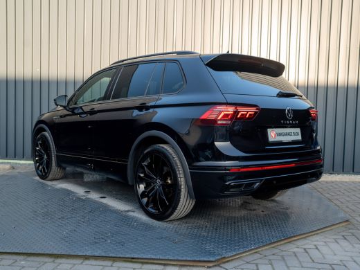 Volkswagen Tiguan 1.5 TSI R-Line Business+ | 360 Camera | 20'' | IQ Light | Groot Navi | Prijs Rijklaar!! ActivLease financial lease