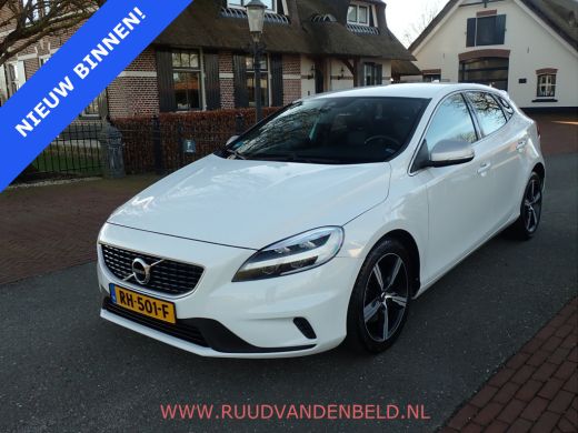 Volvo  V40 2.0 T4 Business Sport R-DESIGN / CRUISE / VOORSTOELEN VERWARMD / BLUETOOTH