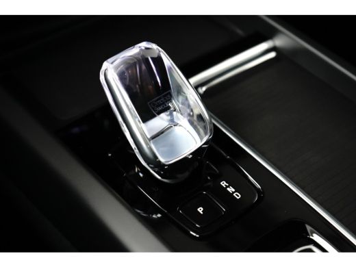 Volvo  XC60 2.0 T6 Plug-in hybrid AWD Plus Black Edition | Head-up | 360 Camera | Panoramadak | Harman/Kardon... ActivLease financial lease