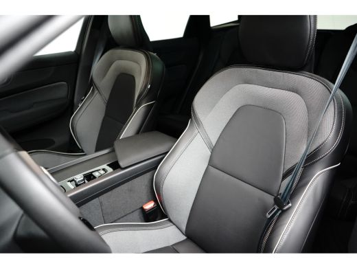 Volvo  XC60 2.0 T6 Plug-in hybrid AWD Plus Black Edition | Head-up | 360 Camera | Panoramadak | Harman/Kardon... ActivLease financial lease