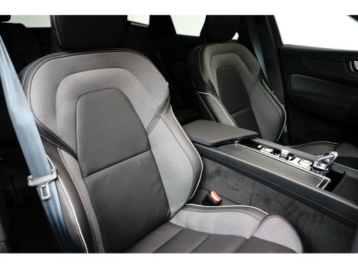 Volvo  XC60 2.0 T6 Plug-in hybrid AWD Plus Black Edition | Head-up | 360 Camera | Panoramadak | Harman/Kardon... ActivLease financial lease