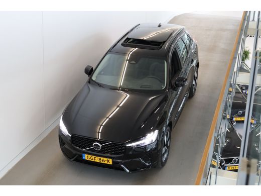 Volvo  XC60 T6 350PK Ultra Dark | 360&deg; | Trekhaak | Head-up | Adap Cruise | HK Audio | Memory | 20'' ActivLease financial lease