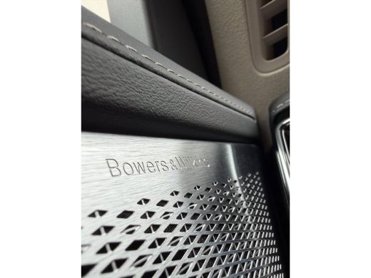 Volvo  XC90 2.0 T8 Plug-in hybrid AWD Ultra Dark Luchtvering-Head up-B&W-Pano-21"-Keyless-ACC-360 ActivLease financial lease