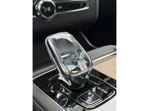 Volvo  XC90 2.0 T8 Plug-in hybrid AWD Ultra Dark Luchtvering-Head up-B&W-Pano-21"-Keyless-ACC-360 ActivLease financial lease