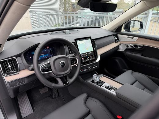 Volvo  XC90 2.0 T8 Plug-in hybrid AWD Ultra Dark Luchtvering-Head up-B&W-Pano-21"-Keyless-ACC-360 ActivLease financial lease