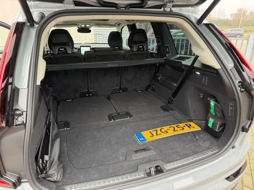 Volvo  XC90 2.0 T8 Plug-in hybrid AWD Ultra Dark Luchtvering-Head up-B&W-Pano-21"-Keyless-ACC-360 ActivLease financial lease