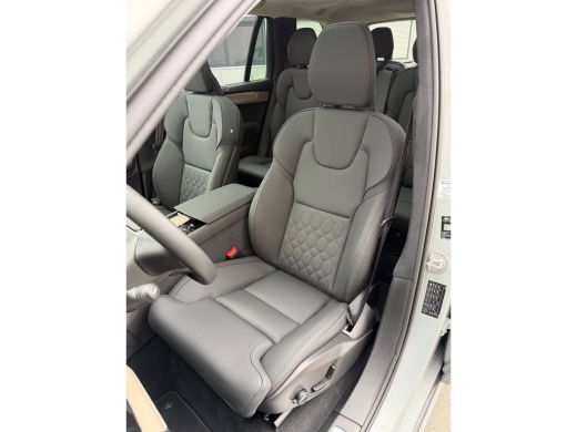 Volvo  XC90 2.0 T8 Plug-in hybrid AWD Ultra Dark Luchtvering-Head up-B&W-Pano-21"-Keyless-ACC-360 ActivLease financial lease