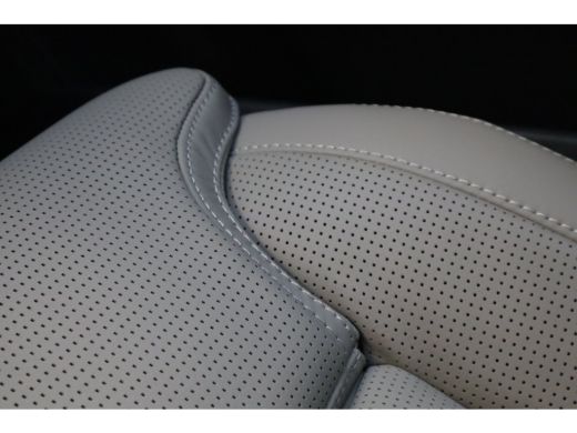 Volvo  XC90 T8 455PK AWD Ultra Bright Executive Ed. Trekhaak | Gelam. Glas | 22" | Massage/ventilatie | HUD |... ActivLease financial lease