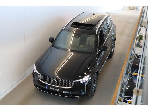 Volvo  XC90 T8 455PK AWD Ultra Bright Executive Ed. Trekhaak | Gelam. Glas | 22" | Massage/ventilatie | HUD |... ActivLease financial lease