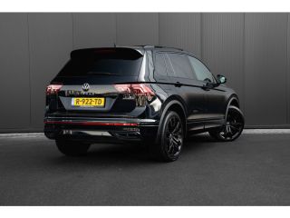 Volkswagen Tiguan 1.4 TSI eHybrid R-Line Business+ | Panorama | Trekhaak | 360 Camera | IQ. Led | Dode Hoek |