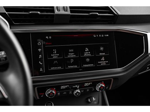 Audi Q3 45 TFSI e S Edition 245 PK | Trekhaak | Panoramadak | Achteruitrijcamera | Lederen Bekleding | Am... ActivLease financial lease