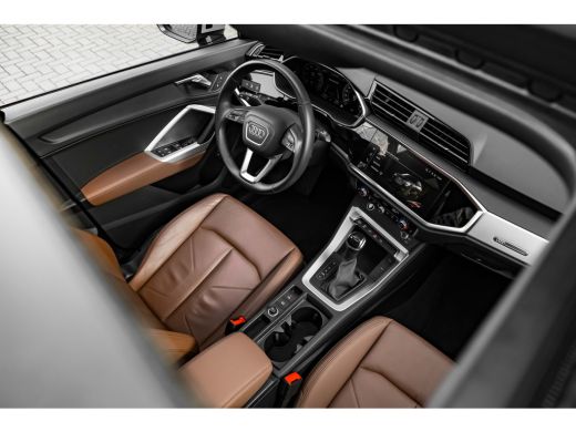 Audi Q3 45 TFSI e S Edition 245 PK | Trekhaak | Panoramadak | Achteruitrijcamera | Lederen Bekleding | Am... ActivLease financial lease