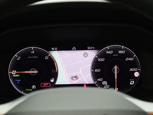 CUPRA Formentor 1.4 e-Hybrid Adrenaline 204PK DSG Panoramadak, achteruitrijcamera, keyless, side assist, alarm, 1... ActivLease financial lease