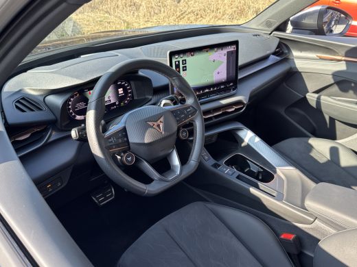 CUPRA Terramar 1.5 eTSI 150PK DSG Business HEAD-UP/NAVI/CAMERA/LEDER MATRIX FABRIEKS GARANTIE ActivLease financial lease