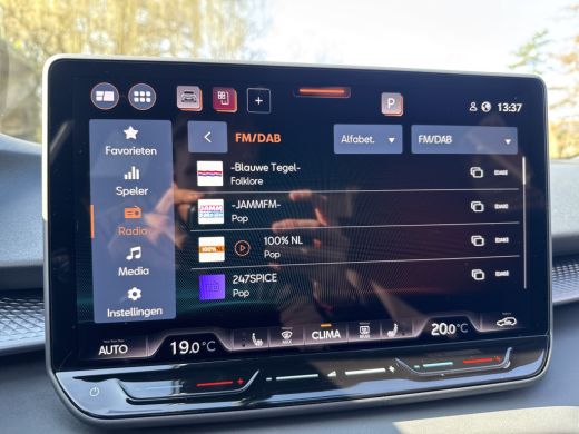 CUPRA Terramar 1.5 TSIe 150PK BUSINESS HEAD-UP/NAVI/CAMERA/LEDER MATRIX FABRIEKS GARANTIE ActivLease financial lease