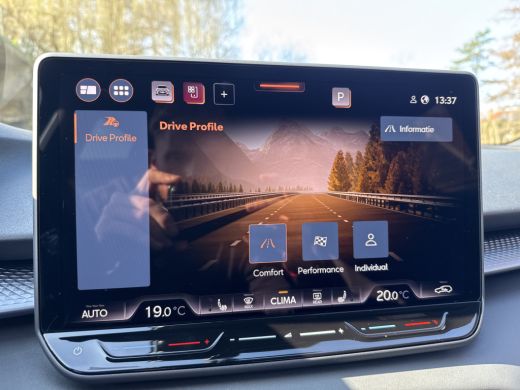 CUPRA Terramar 1.5 TSIe 150PK BUSINESS HEAD-UP/NAVI/CAMERA/LEDER MATRIX FABRIEKS GARANTIE ActivLease financial lease