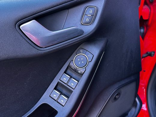 Ford Fiesta 1.0 95 PK Titanium X | B&O SOUND| NAVIGATIE + APPLE CARPLAY/ANDROID AUTO| PARKEERSENSOREN| KEYLES... ActivLease financial lease