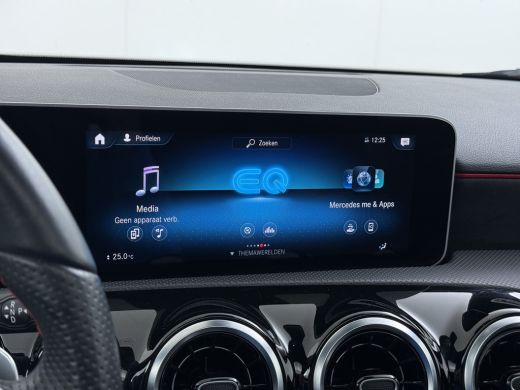 Mercedes-Benz A-Klasse 250e AMG // Panoramadak // Distronic // Carplay // 18" // Nightpakket // All Season Banden // Wid... ActivLease financial lease