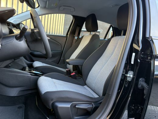 Opel Corsa 1.2 Turbo Hybrid Yes | Dodehoekbewaking | Camera | Stoel & Stuur verw. | Prijs Rijklaar!! ActivLease financial lease