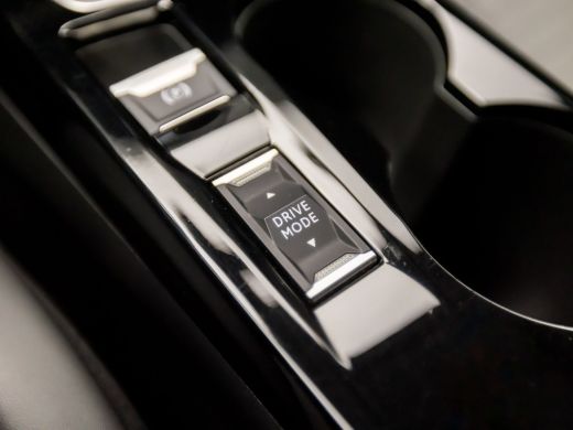 Peugeot 2008 1.2 PureTech Allure Sport (VIRTUAL COCKPIT, APPLE CARPLAY, GROOT NAVI, 360 CAMERA, LEDER, SPORTST... ActivLease financial lease