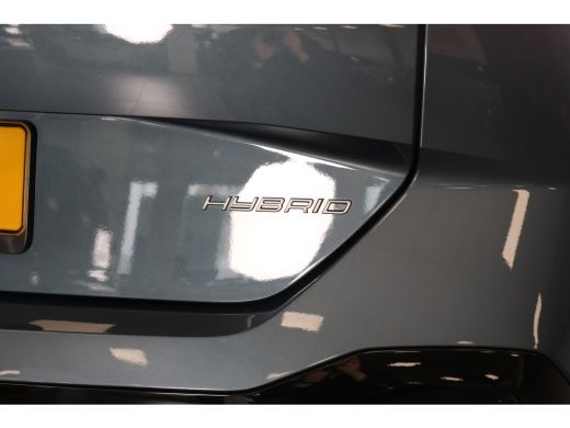 Peugeot 308 SW 1.2 Hybrid 145 e-DCS6 Allure | Achterbank in delen neerklapbaar | Achteropkomend verkeer waars... ActivLease financial lease