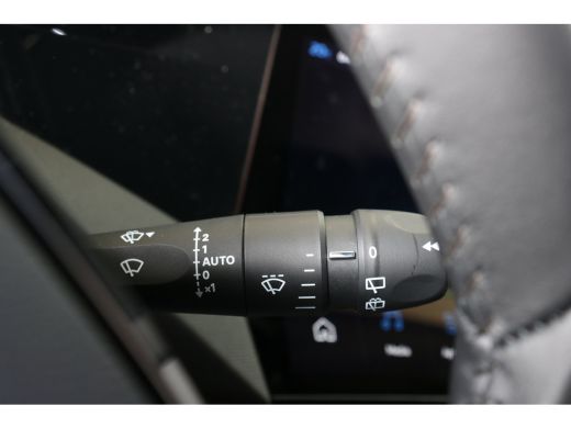 Peugeot 308 SW 1.2 Hybrid 145 e-DCS6 Allure | Achterbank in delen neerklapbaar | Achteropkomend verkeer waars... ActivLease financial lease