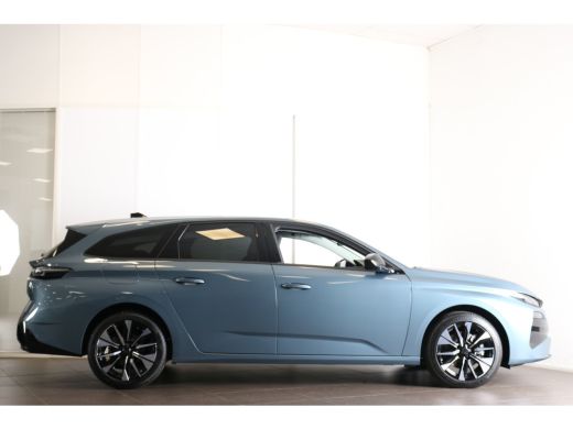 Peugeot 308 SW 1.2 Hybrid 145 e-DCS6 Allure | Achterbank in delen neerklapbaar | Achteropkomend verkeer waars... ActivLease financial lease