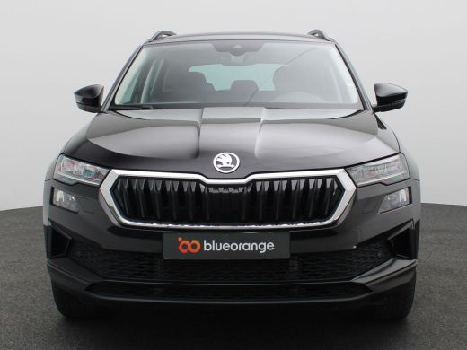 Skoda Karoq 1.5 TSI ACT Business Edition 150PK DSG Achteruitrijcamera, Navi via Apple Carplay/Android Auto, K... ActivLease financial lease