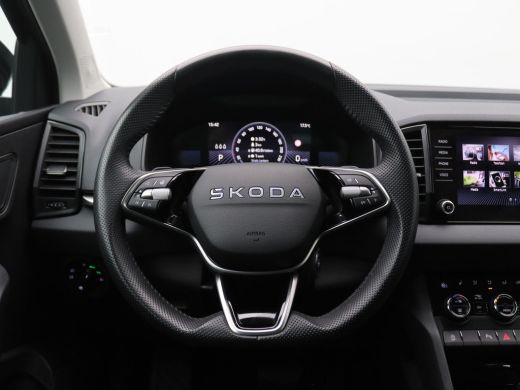 Skoda Karoq 1.5 TSI ACT Business Edition 150PK DSG Achteruitrijcamera, Navi via Apple Carplay/Android Auto, K... ActivLease financial lease