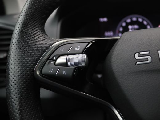 Skoda Karoq 1.5 TSI ACT Business Edition 150PK DSG Achteruitrijcamera, Navi via Apple Carplay/Android Auto, K... ActivLease financial lease