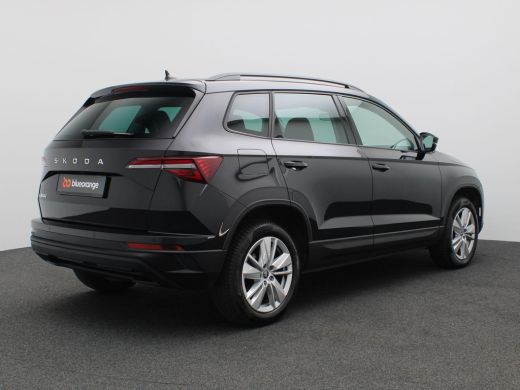 Skoda Karoq 1.5 TSI ACT Business Edition 150PK DSG Achteruitrijcamera, Navi via Apple Carplay/Android Auto, K... ActivLease financial lease