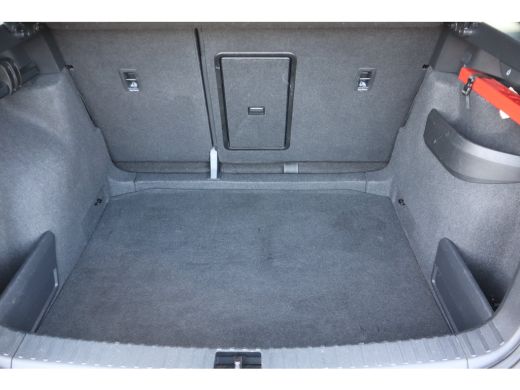 Skoda Karoq 1.5 TSI ACT Business Edition Plus 149PK AUTOMAAT | Apple Carplay/Android Auto|telefoonintegratie ... ActivLease financial lease