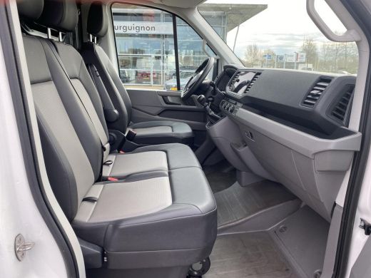Volkswagen Crafter 35 2.0 TDI L4H3 | Trekhaak | Bijrijdersbank | Clima | 140Pk | Navi | Pdc | ActivLease financial lease