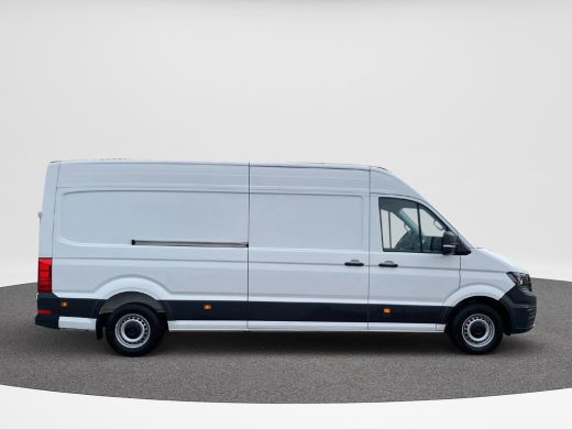 Volkswagen Crafter 35 2.0 TDI L4H3 | 140Pk | Trekhaak  Bijrijdersbank | Navi | Betimmering | PDC | ActivLease financial lease