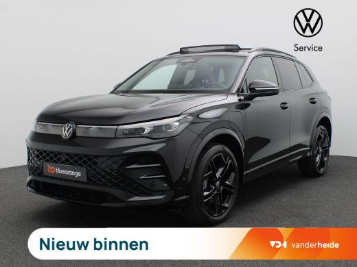 Volkswagen Tiguan 1.5 eHybrid R-Line Edition 272PK DSG Pano-Schuifdak, Black Style, Trekhaak, 20" LM Velgen, Head-U...