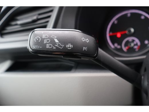 Volkswagen Transporter 2.0 TDI L2 H1 DC Airco Leer Glaslook ActivLease financial lease